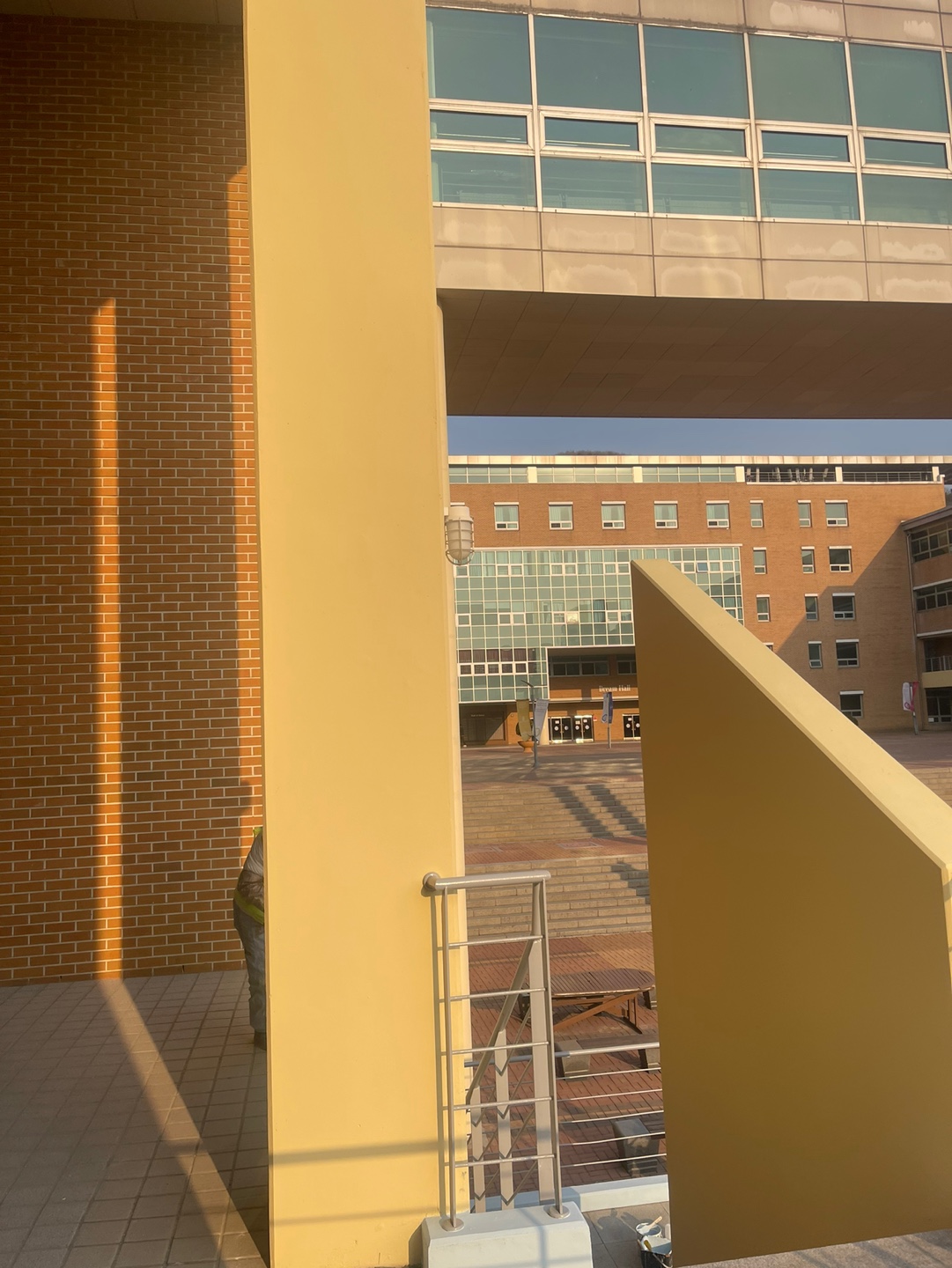 3529210135_lSyMwKFi_e8e744b940bcb4fcd83271110987673cc85fe76b.jpg 이미지크게보기